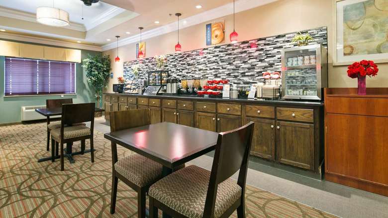 Hotel Best Western Plus Wasco Inn & Suites