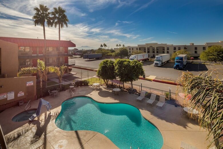 Motel Travelers Inn