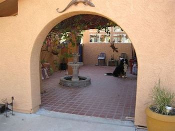 Bed & Breakfast Lazy Dog Ranch