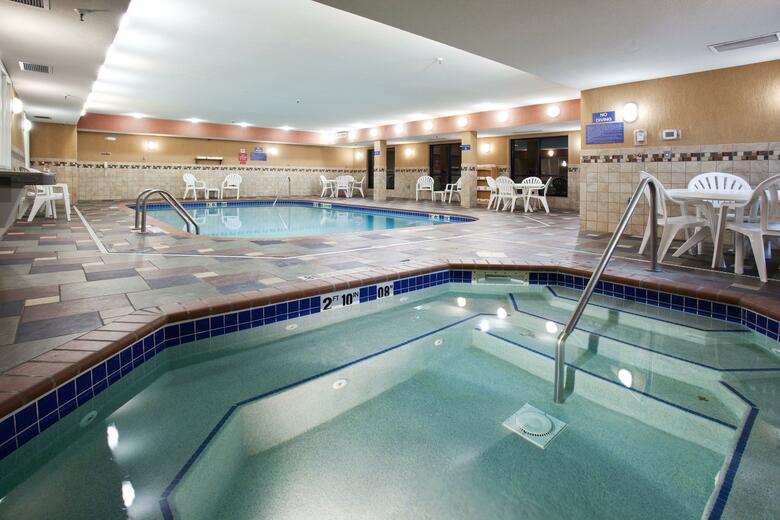Holiday Inn Express Hotel & Suites Ft. Collins
