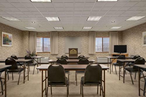 Hotel Wingate By Wyndham Pueblo