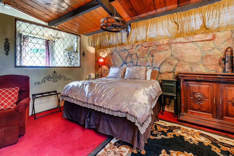Cliff House Lodge Bed And Breakfast