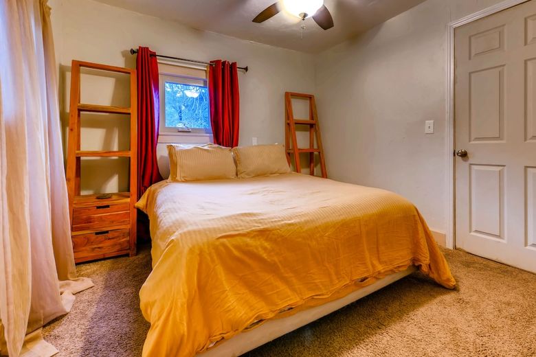 Cliff House Lodge Bed And Breakfast