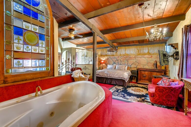 Cliff House Lodge Bed And Breakfast