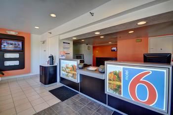 Motel 6 Hartford - Windsor Locks