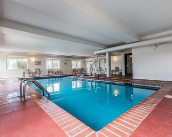 Hotel Quality Inn And Suites