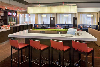 Hotel Courtyard By Marriott Norwalk