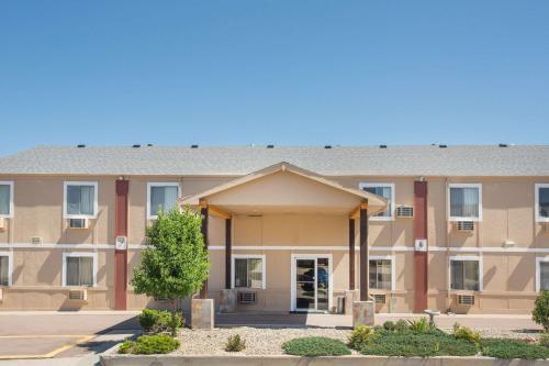 Motel Super 8 Limon