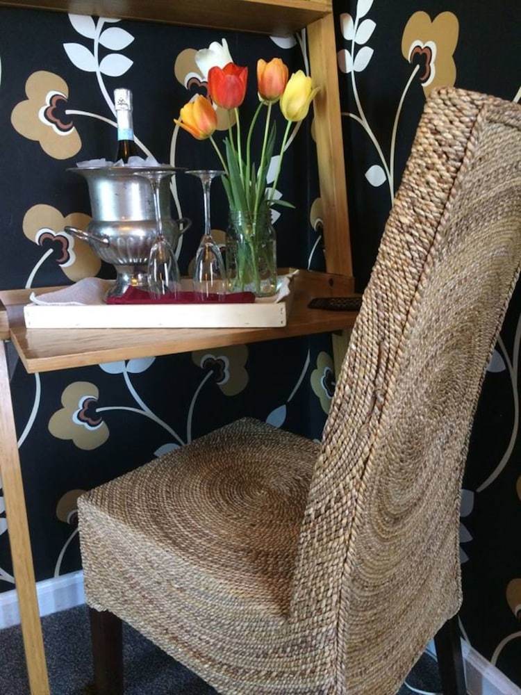 Queen Anne Bed And Breakfast