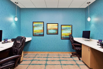 Holiday Inn Express Hotel & Suites Warner Robins North West