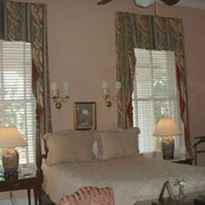 Bed & Breakfast 1842 Inn