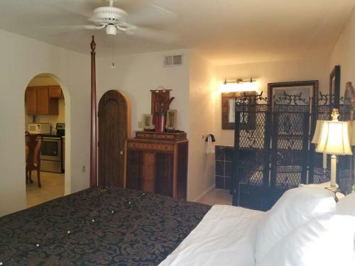 Bed & Breakfast Lily Creek Lodge
