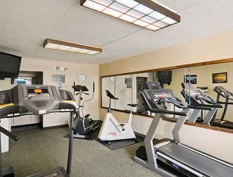 Hotel Ramada Perry Near Fairgrounds