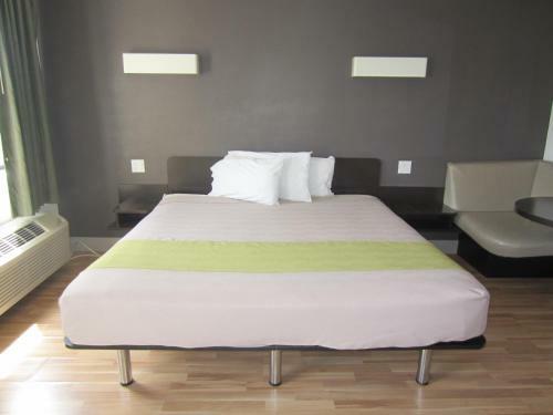 Hotel Studio 6 Concord