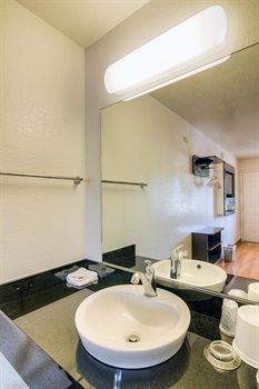 Motel 6 Simi Valley