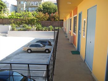 Motel Pacific Coast Inn