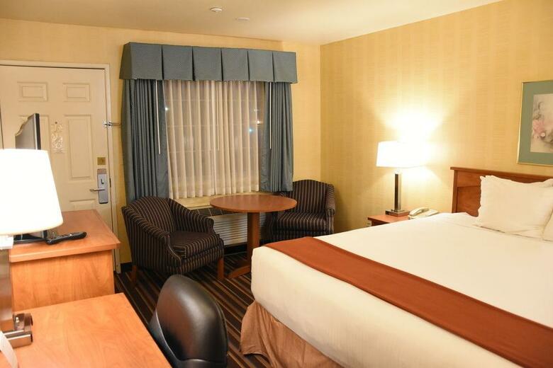 Hotel Howard Johnson Salinas