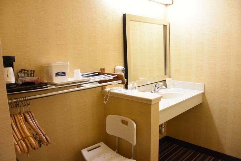 Hotel Howard Johnson Salinas