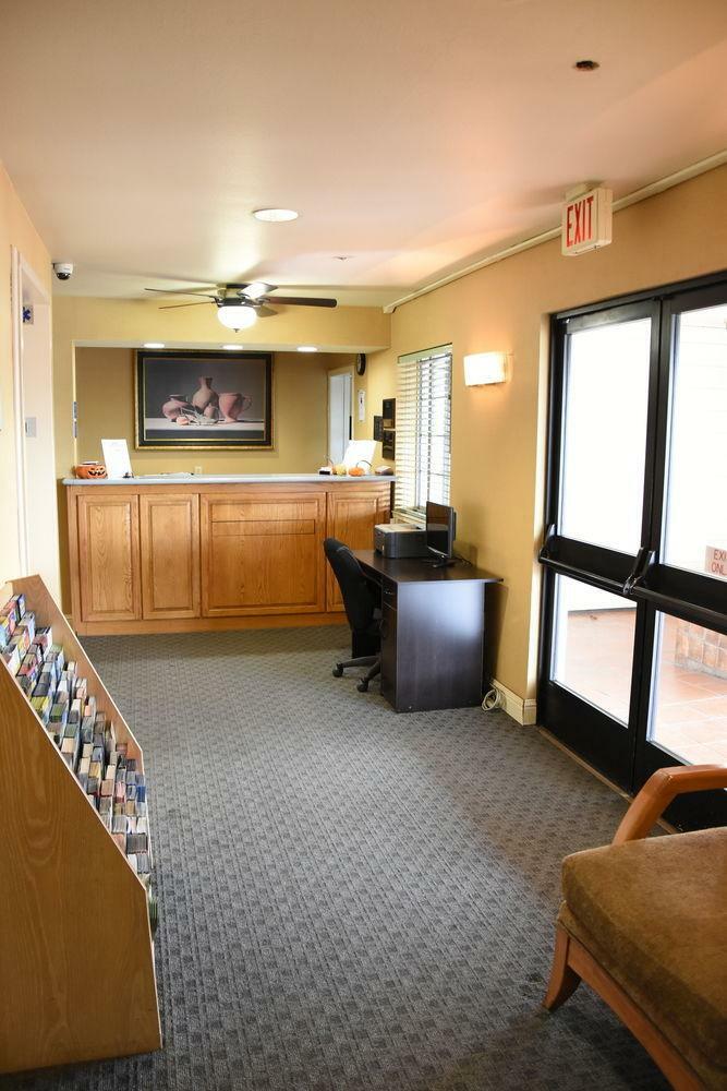 Hotel Howard Johnson Salinas
