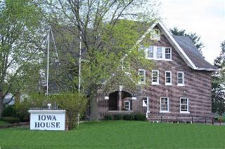 Hostal Iowa House
