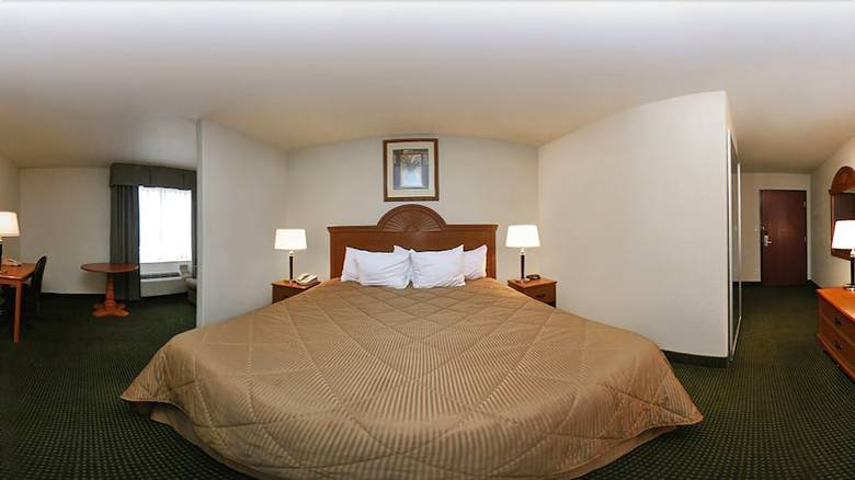 Hotel Quality Inn & Suites