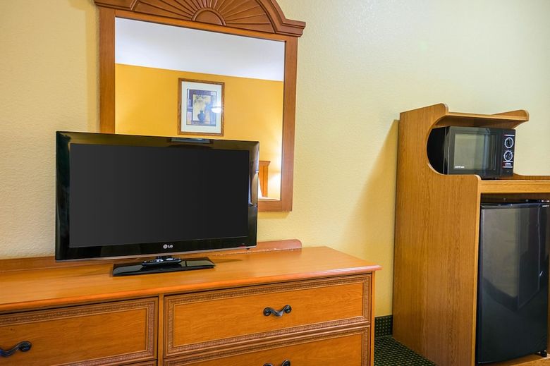 Hotel Quality Inn & Suites