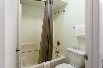 Motel 6 Baton Rouge Southeast