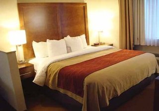 Hotel Comfort Inn & Suites