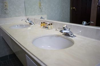 Hotel Northrock Suites