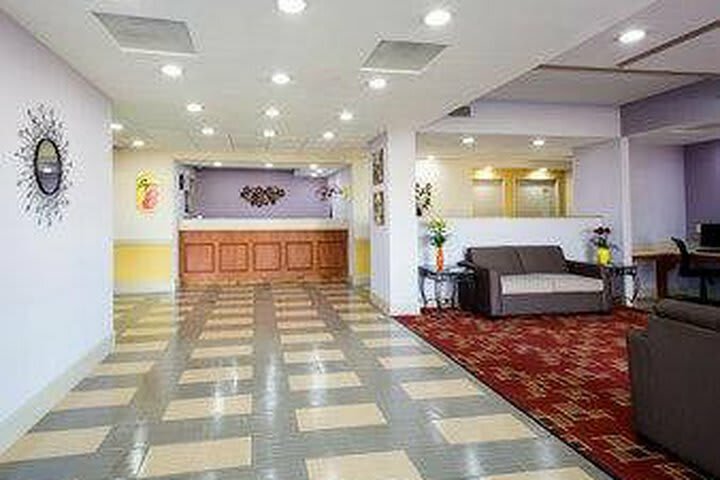 Hotel Super 8 Wichita South