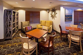 Americinn Hotel & Suites Fairfield