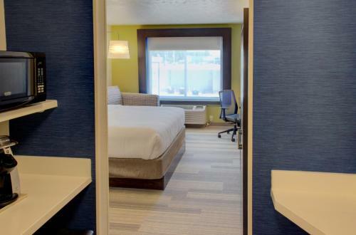 Hotel Holiday Inn Express & Suites