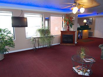 Motel Travelodge Metropolis
