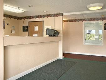 Super 8 Motel Galesburg Il
