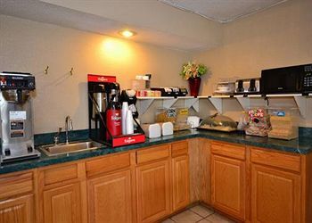 Motel Rodeway Inn & Suites
