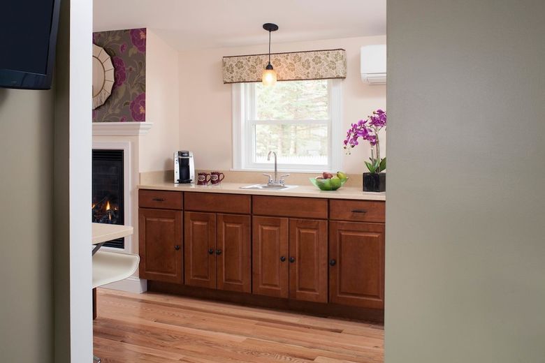 Bed & Breakfast Maine Stay Inn & Cottages