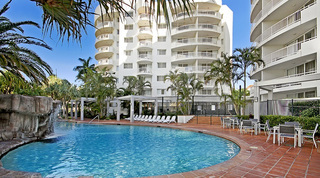 Australis Sovereign Hotel