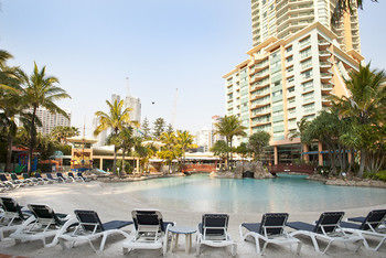 Hotel Mantra Crown Towers