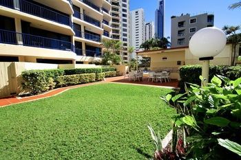 Hotel Surf Regency