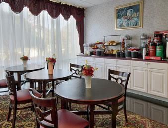 Hotel Ramada Limited College Park