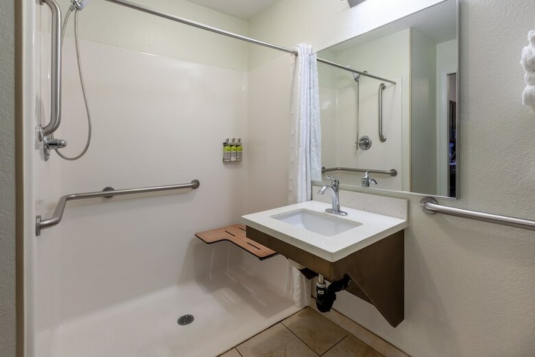 Hotel Candlewood Suites West Springfield