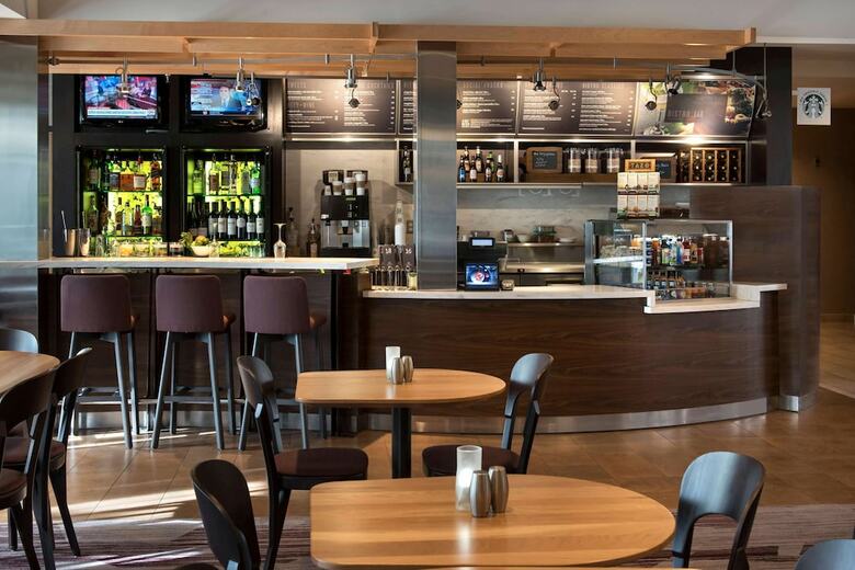 Hotel Courtyard By Marriott Milford