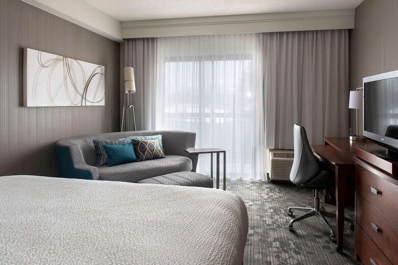 Hotel Courtyard By Marriott Milford