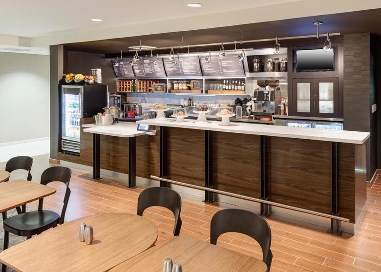 Hotel Courtyard By Marriott Hattiesburg