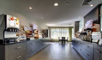 Holiday Inn Express Hotel & Suites Meridian