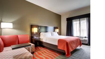 Holiday Inn Express Hotel & Suites Meridian
