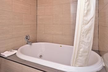 Motel Americas Best Value Inn & Suites