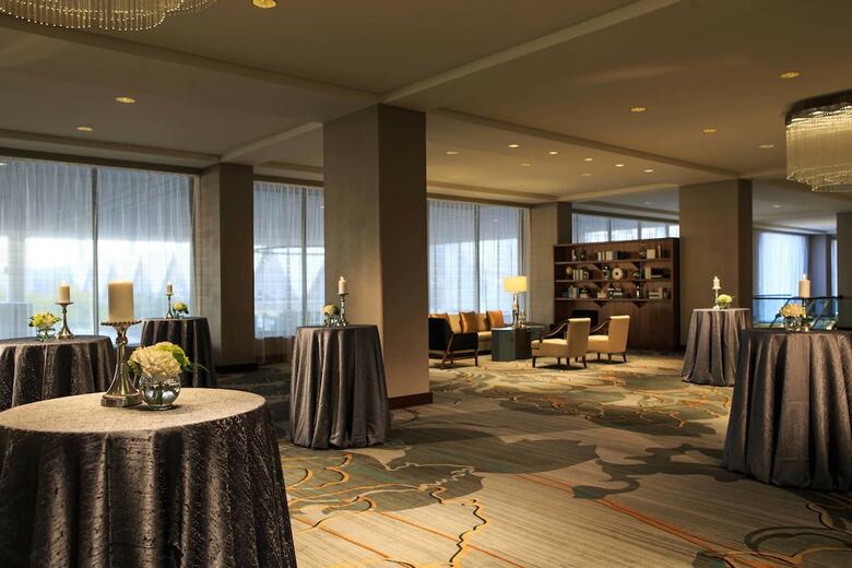 Hotel Kansas City Marriott Downtown