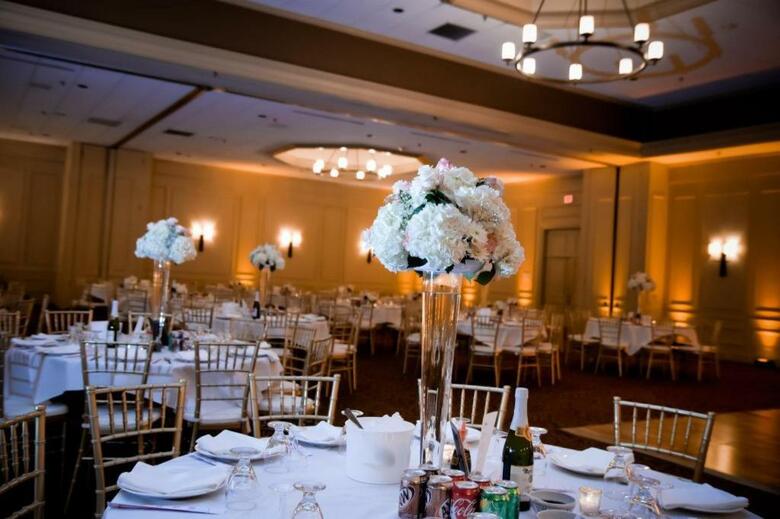 Adam�s Mark Hotel & Conference Center