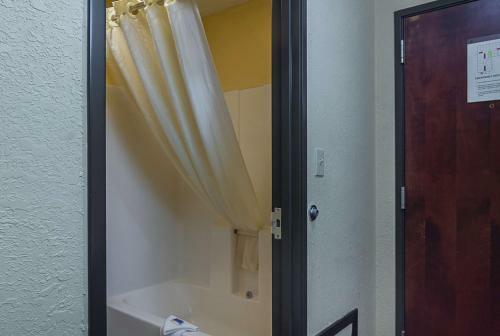 Motel 6 Hannibal Mo